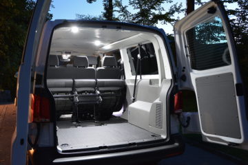 VW TRANSPORTER 28