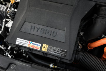 Hyundai_Ioniq_Hybrid_Premium_39