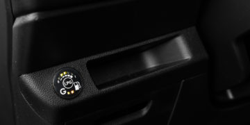 Renault_Clio_10_TCe_100_LPG_Intense_25