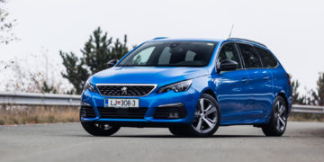 Peugeot_308_SW_12_PureTech130_GT_Line_20