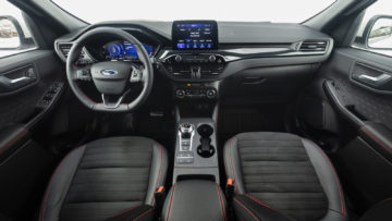 Ford_Kuga_20EcoBlue_140kW_ST_Line_X_11