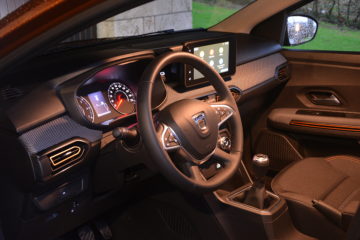 DACIA SANDERO 14