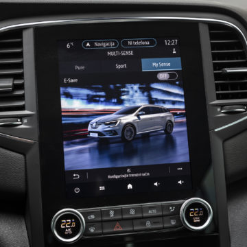 Renault_Megane_Grandtour_ETech_Plug-In_Edition_One_11