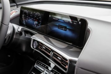 Mercedes EQC (10)