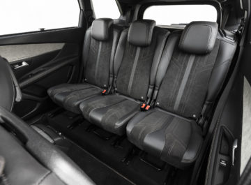 Peugeot_5008_20_BlueHDi_180_GT_35