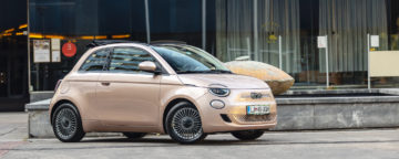 Fiat_500e_Cabrio Icon_35