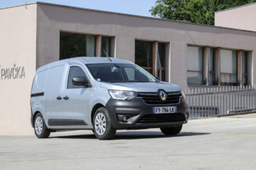 Renault LCV Express Kangoo Trafic (17)