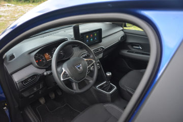 DACIA SANDERO 11