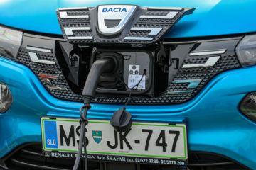 Dacia Spring (23)