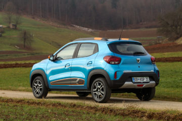 Dacia Spring (8)