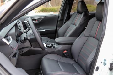 Toyota RAV4 (23)