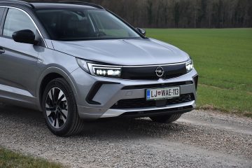OPEL GRANDLAND 09