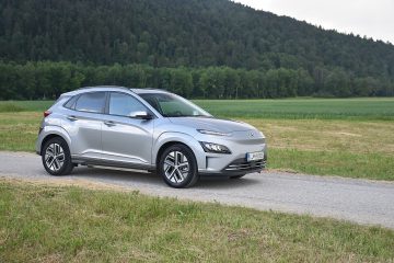 HYUNDAI KONA EV 06