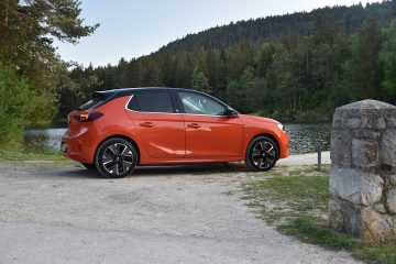 OPEL CORSA-e 05