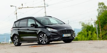 Ford_S-Max_Hybrid_ST-Line_15