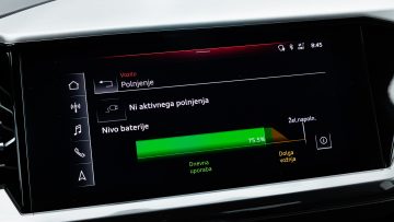 Audi_Q4_Sportback_50_e-Tron_Quattro_S-Line_26