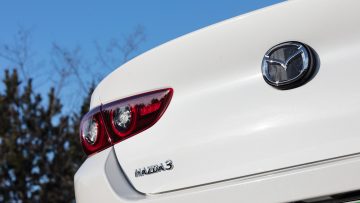 Mazda3_e_SkyactivG122_Plus_ST_04