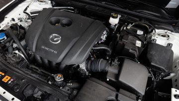 Mazda3_e_SkyactivG122_Plus_ST_24