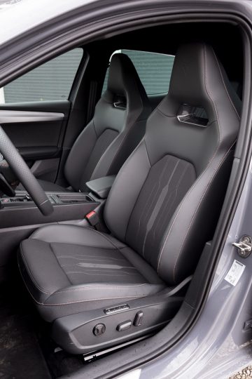 Cupra_Leon_15_eTSI_DSG_31