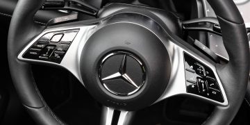 Mercedes-Benz_EQE_350_4Matic_32