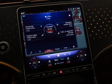 Mercedes-Benz_EQE_350_4Matic_44