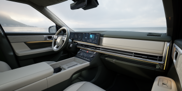 hyundai-santa-fe-boasts-bold-new-design-interior-01_png