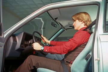 SavingLives50yearsofSeatBeltsinallOpelVehicles (7)