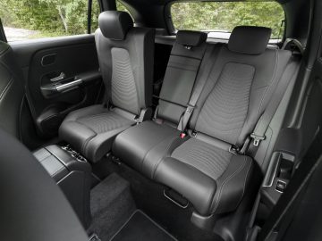 Mercedes-Benz_GLA_200_34
