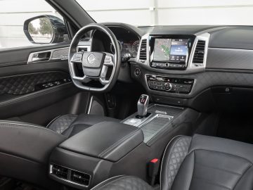 Ssangyong_Rexton_22_e-XDi_Limited_11