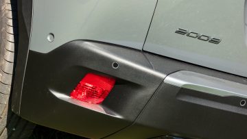 Peugeot_2008_12_Puretech_130_GT_26