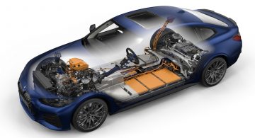 2022-BMW-i4-1
