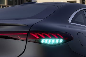 US-Behörden geben grünes Licht: Mercedes-Benz erhält weltweit erste Genehmigung für den Einsatz spezieller Außenbeleuchtung für automatisiertes Fahren Mercedes-Benz receives approvals for turquoise-coloured automated driving marker lights in Califor