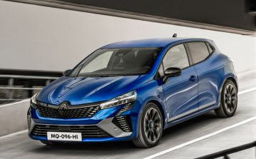 Renault_Clio-00