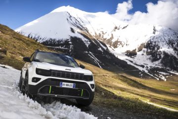 Jeep Avenger 4xe_13