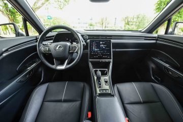 Lexus LBX hibrid hybrid-15