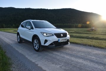 SEAT ARONA 05