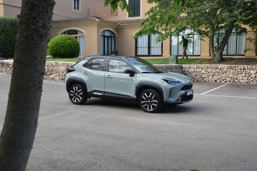 TOYOTA YARIS CROSS FL 04