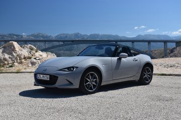 MAZDA MX-5 03