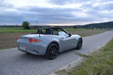 MAZDA MX-5 05