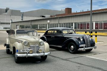 Čudovita Admiral (1938) in Olympia (1950) s platneno streho sta del obsežne zbirke Opel Classic.