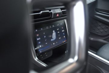 SSANGYONG TORRES 20