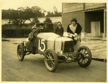 First-Aston-Martin-822-2