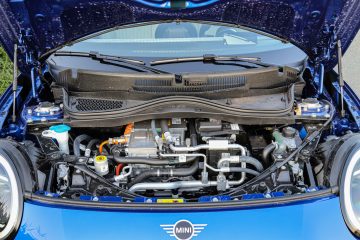 Mini Cooper EV tri vrata avtomobilizem.com-25