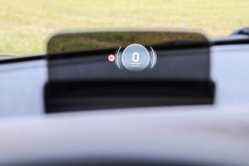 Mini Cooper EV tri vrata avtomobilizem.com