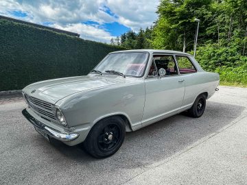 Opel Kadett Luxus Poklon legendi Russelsheim-15