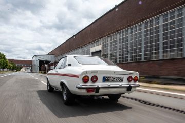 Opel Manta Rallye Poklon legendi Russelsheim-9