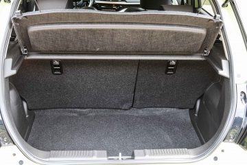 Suzuki Swift Hybrid avtomobilizem.com-23