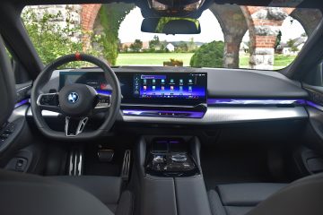 BMW i5 TOURING 12