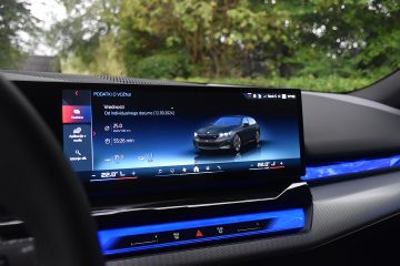 BMW i5 TOURING 29