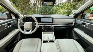 Hyundai Santa Fe Hybrid-9